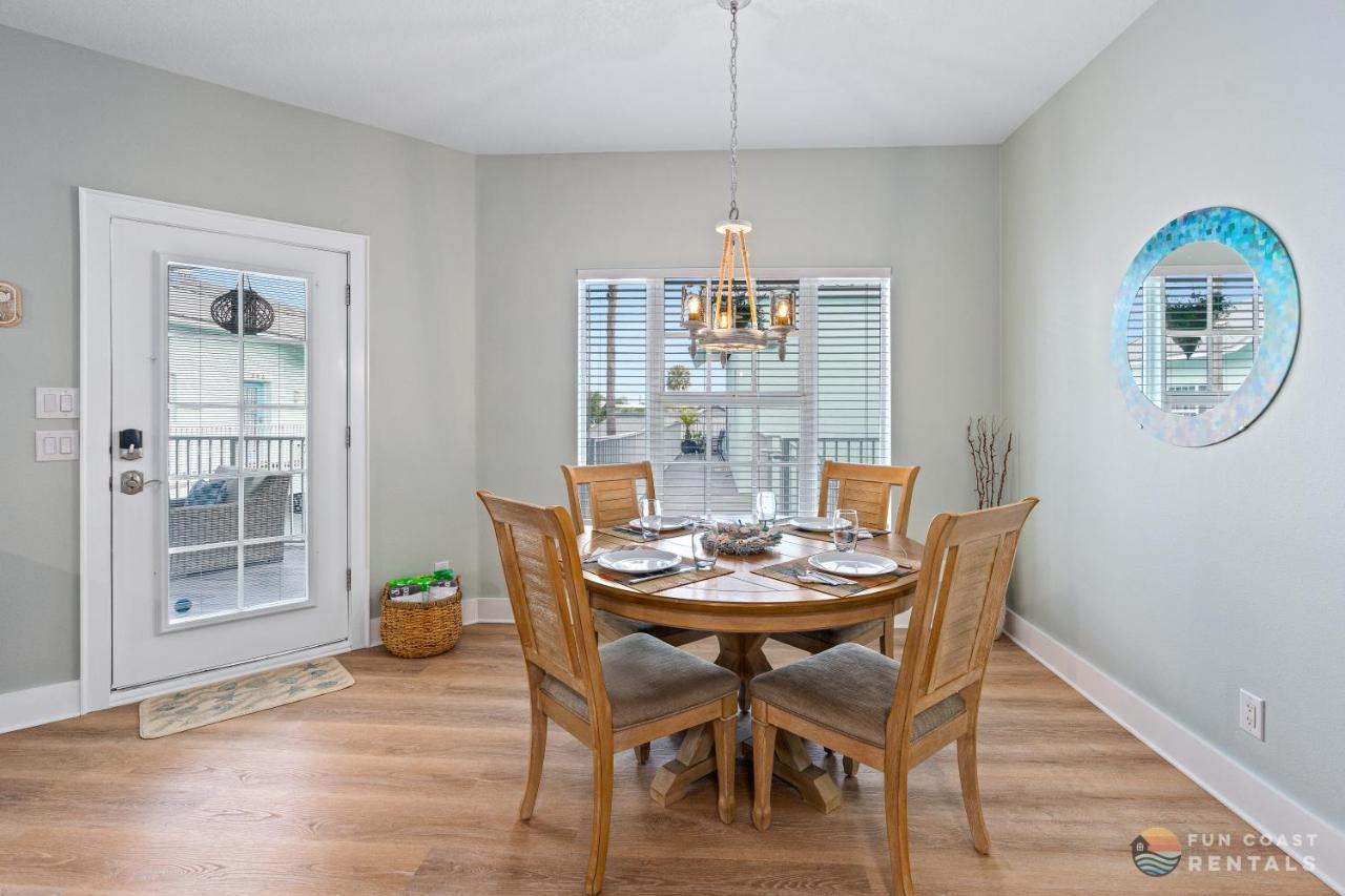 On Flagler Avenue! Dog Friendly With Balcony And Parking Walk To The Beach! ニュー・スマーナ・ビーチ エクステリア 写真